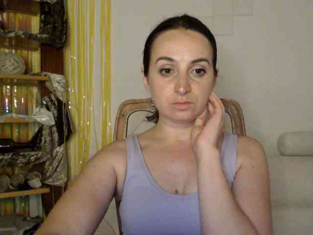 Modella: UWillMarryMyAss