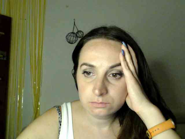 Modella: UWillMarryMyAss