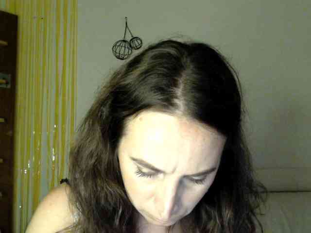 Modella: UWillMarryMyAss