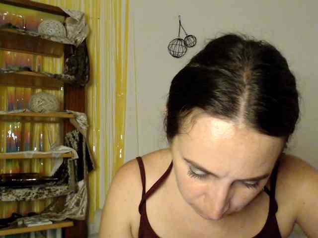 Modella: UWillMarryMyAss