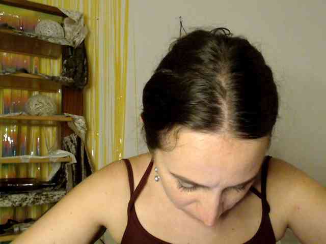 Modella: UWillMarryMyAss