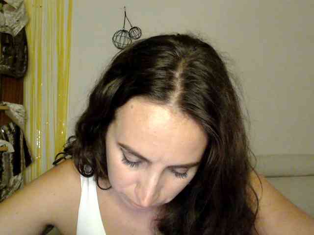 Modella: UWillMarryMyAss