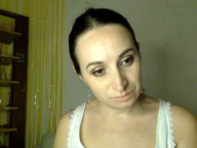 Modella: UWillMarryMyAss