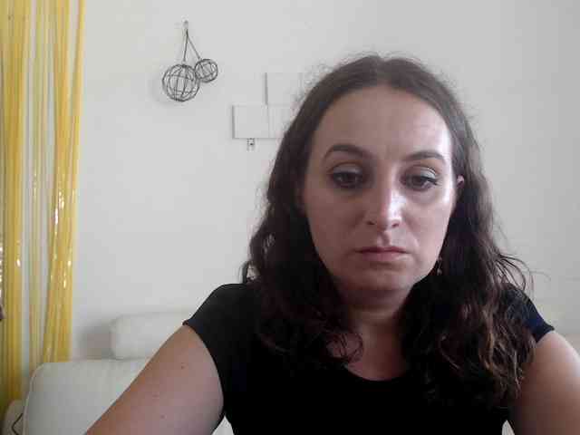 Modella: UWillMarryMyAss