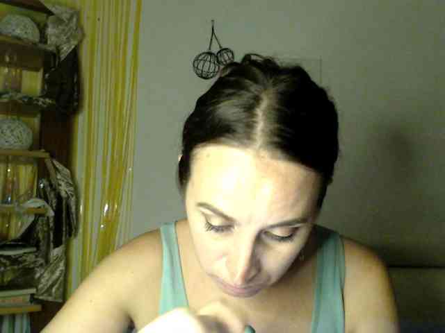 Modella: UWillMarryMyAss