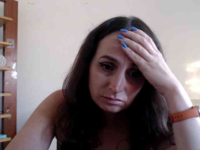 Modella: UWillMarryMyAss
