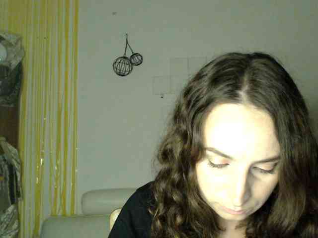 Modella: UWillMarryMyAss