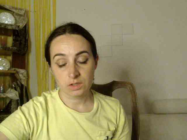 Modella: UWillMarryMyAss