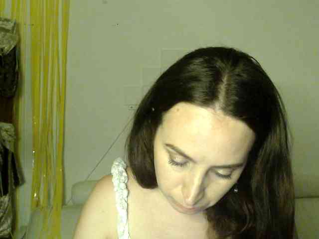 Modella: UWillMarryMyAss