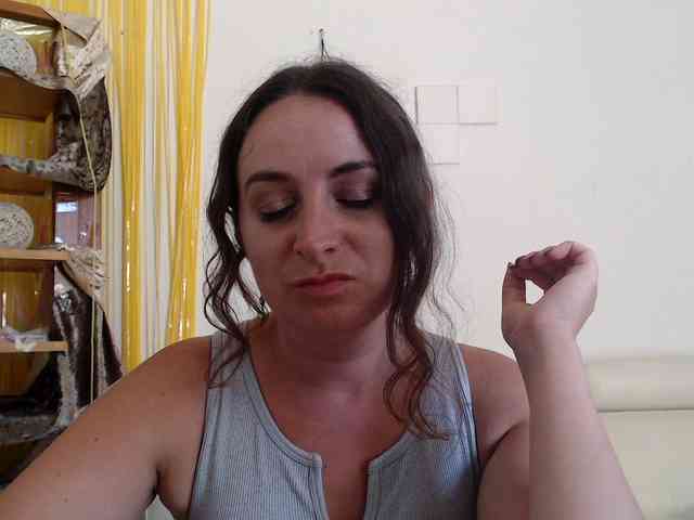 Modella: UWillMarryMyAss