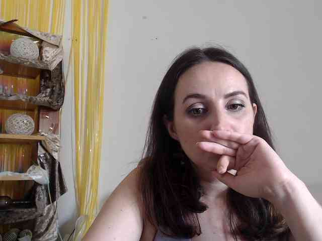 Modella: UWillMarryMyAss