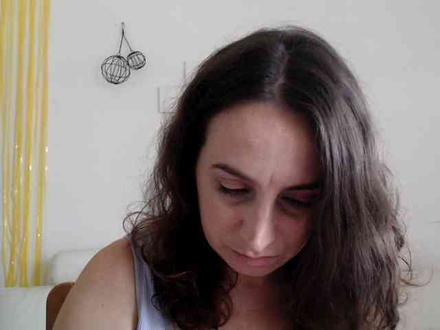 Modella: UWillMarryMyAss