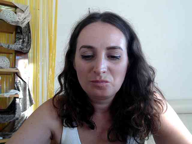 Modella: UWillMarryMyAss