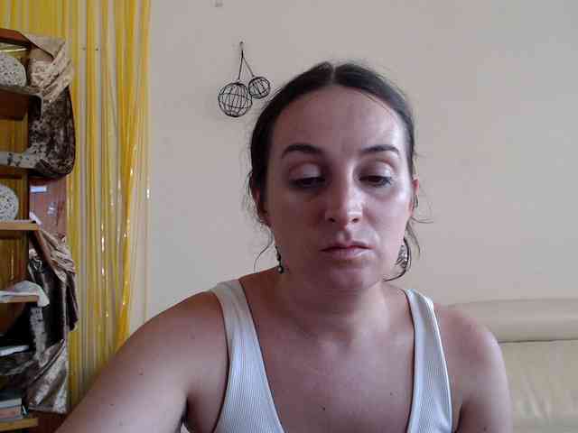 Modella: UWillMarryMyAss