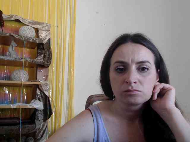 Modella: UWillMarryMyAss