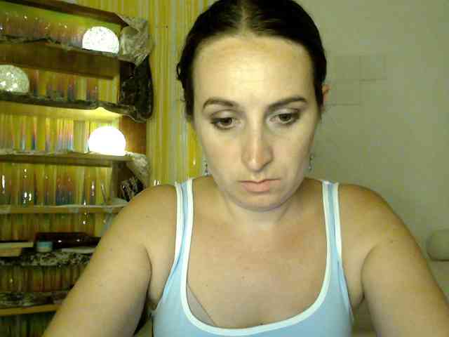 Modella: UWillMarryMyAss
