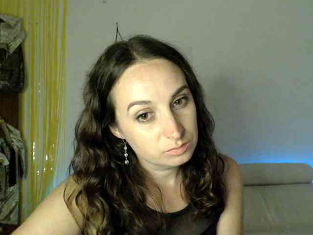 Modella: UWillMarryMyAss
