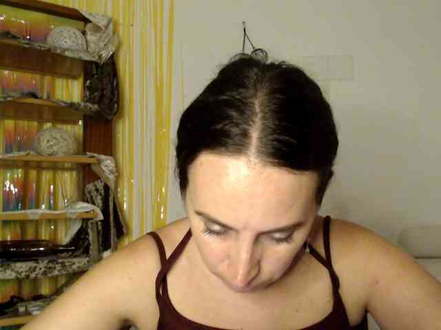 Modella: UWillMarryMyAss