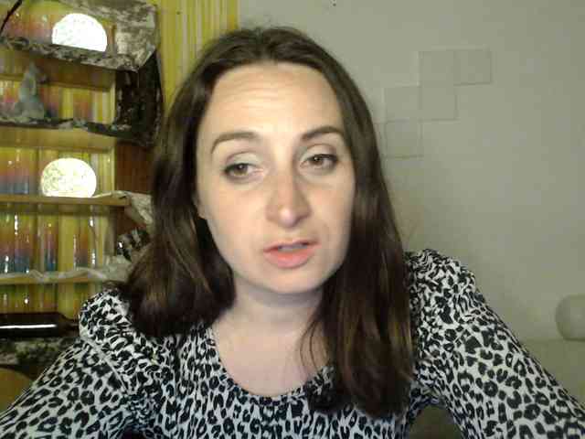 Modella: UWillMarryMyAss