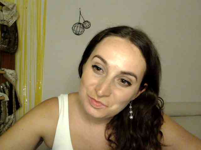 Modella: UWillMarryMyAss