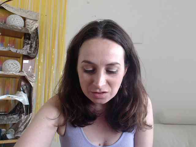 Modella: UWillMarryMyAss