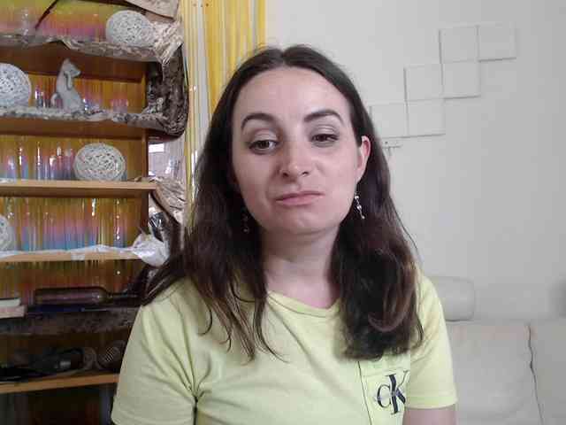 Modella: UWillMarryMyAss