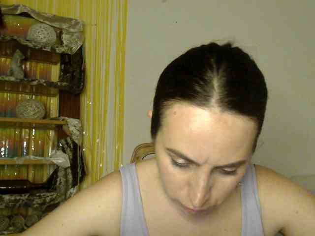 Modella: UWillMarryMyAss