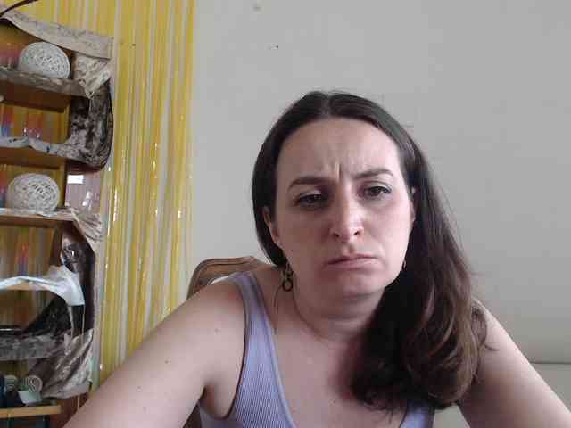 Modella: UWillMarryMyAss