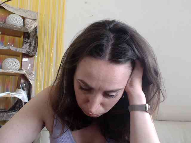 Modella: UWillMarryMyAss