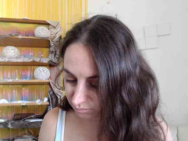 Modella: UWillMarryMyAss