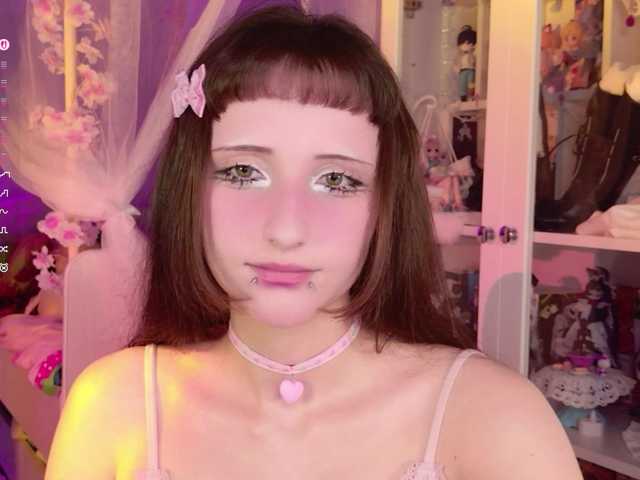 MiraJade live webcam show