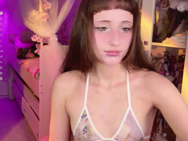 MiraJade live webcam show