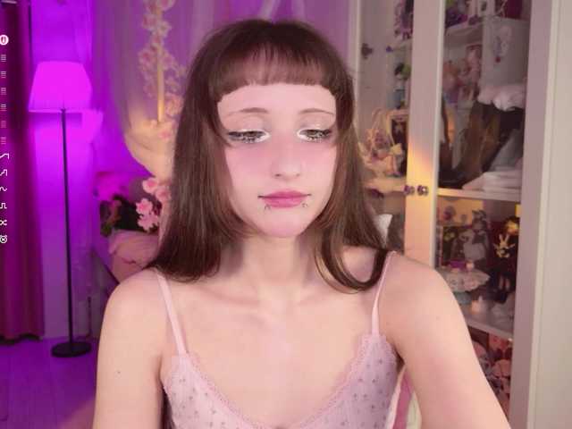 MiraJade live cam on BongaCams