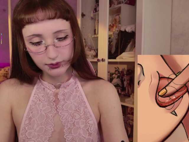 MiraJade live cam on BongaCams