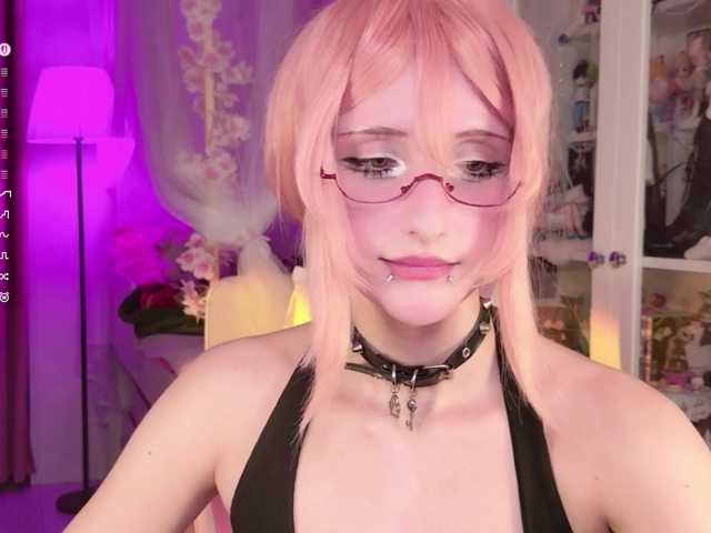 MiraJade live cam on BongaCams