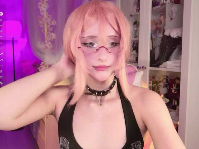 MiraJade live cam on BongaCams