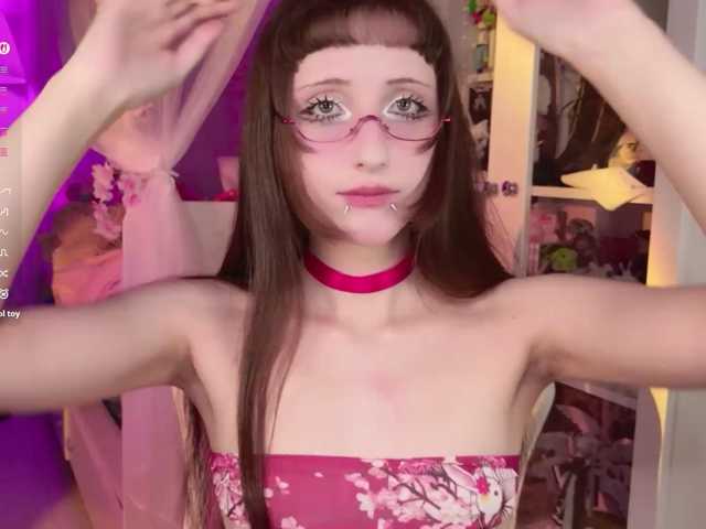 MiraJade live cam on BongaCams