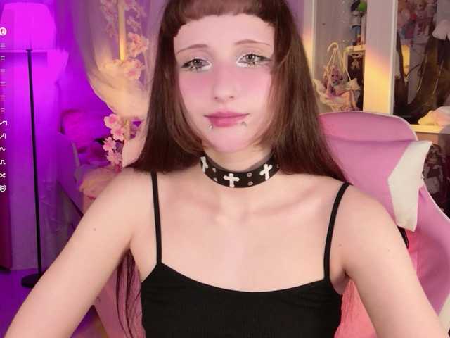 MiraJade live cam on BongaCams