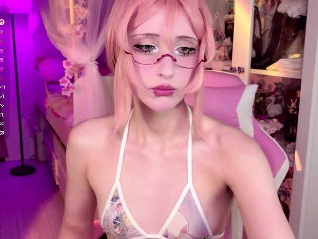 MiraJade live cam on BongaCams