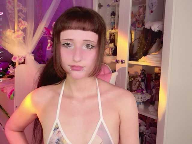 MiraJade live cam on BongaCams