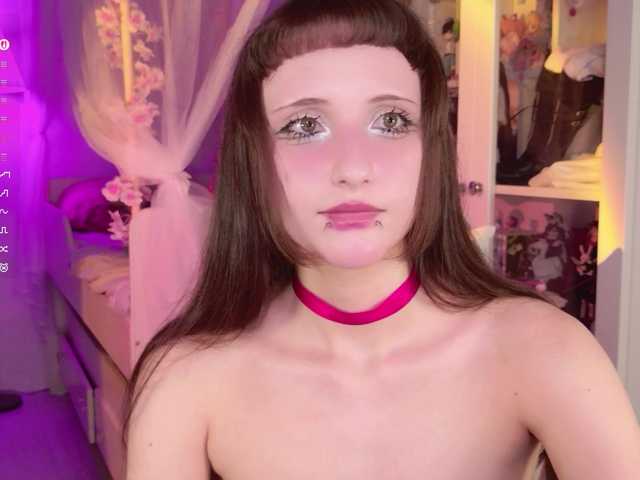 MiraJade live cam on BongaCams