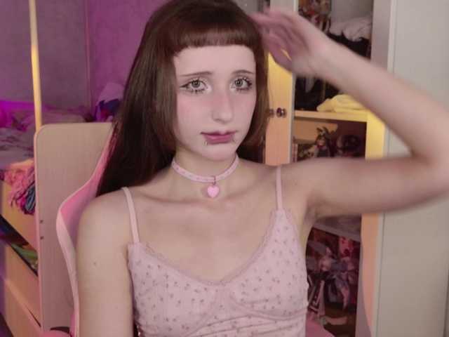 MiraJade live cam on BongaCams