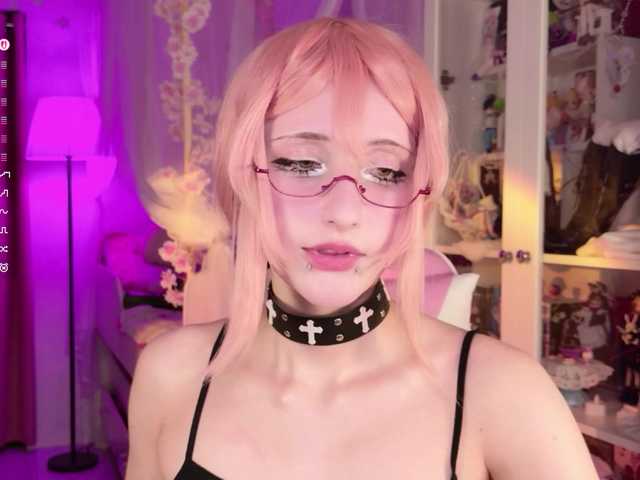 MiraJade live cam on BongaCams
