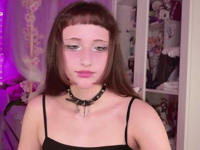 MiraJade live cam on BongaCams