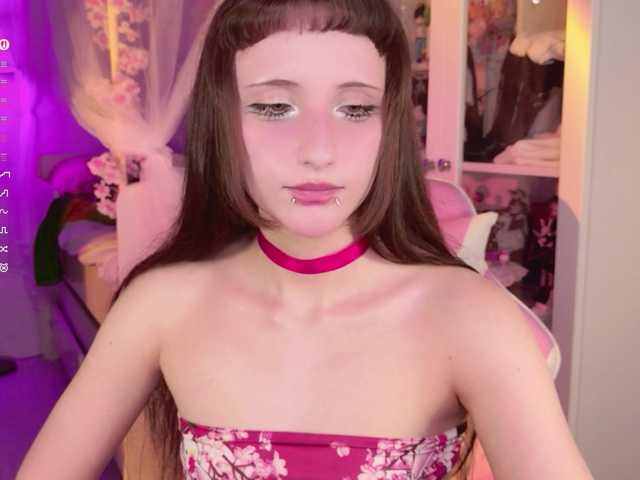 MiraJade live cam on BongaCams