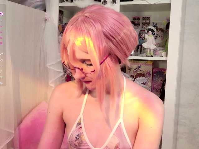 MiraJade live cam on BongaCams