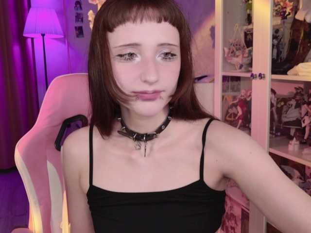 MiraJade live cam on BongaCams