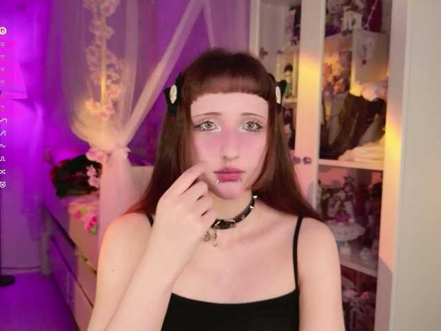 MiraJade live cam on BongaCams