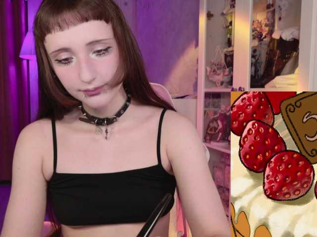 MiraJade live cam on BongaCams