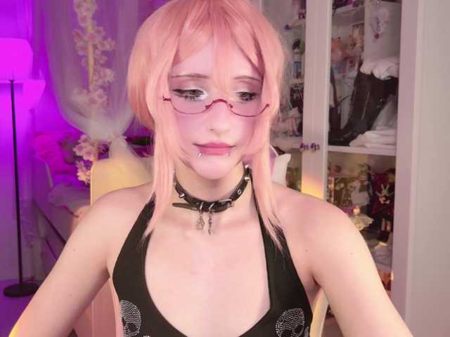 MiraJade live cam on BongaCams